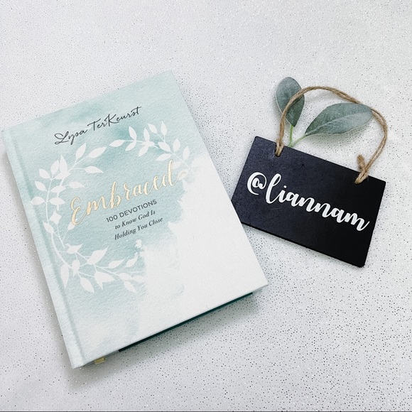 Embraced by Lysa TerKeurst - Picture 1 of 7